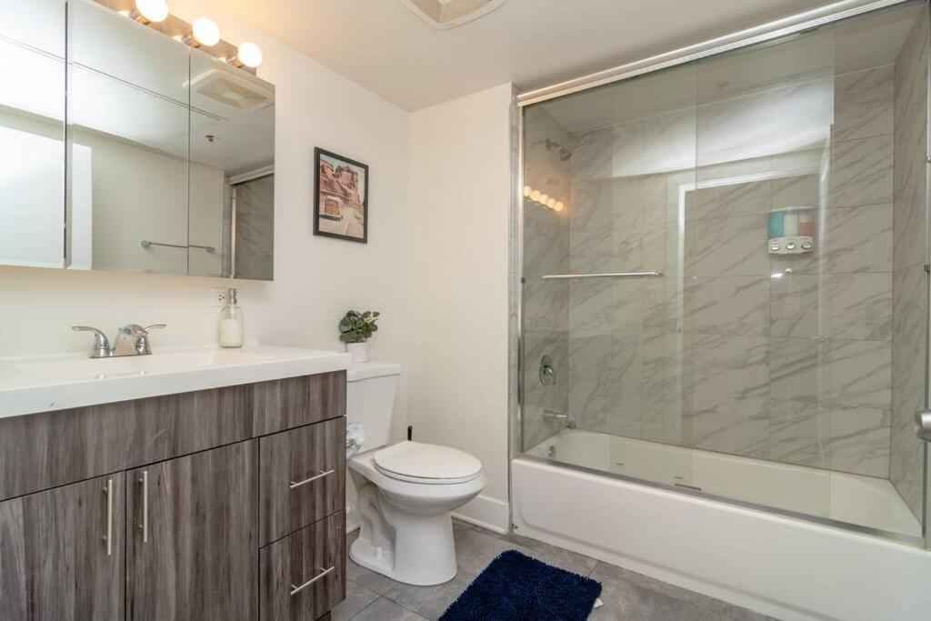 Mccormick Place Beautiful 2Br Apartment With Optional Parking Sleeps Up To 8 Near Soldier Field, Grant Park And Lakefront Trail Chicago Eksteriør bilde