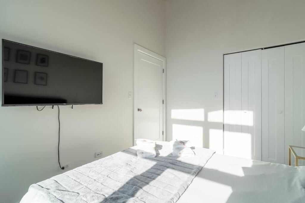 Mccormick Place Beautiful 2Br Apartment With Optional Parking Sleeps Up To 8 Near Soldier Field, Grant Park And Lakefront Trail Chicago Eksteriør bilde